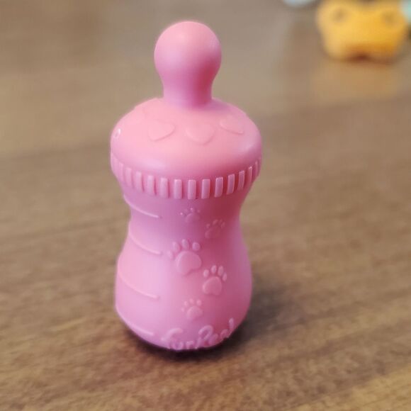 Hasbro FurReal Newborns Puppy Replacement Accessories Bottle Pacifier Brush - Picture 4 of 9